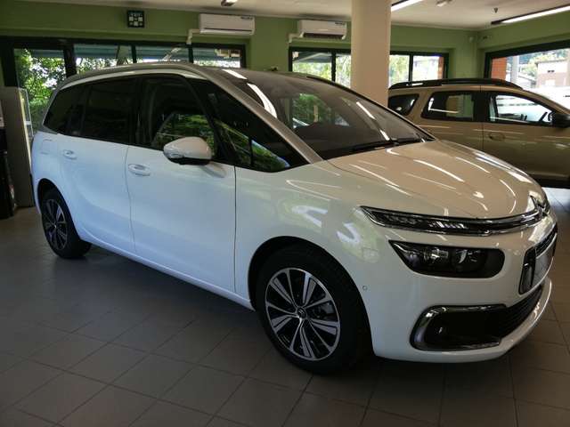 Left hand drive CITROEN C4 GRAND SPACETOURER - SHINE 